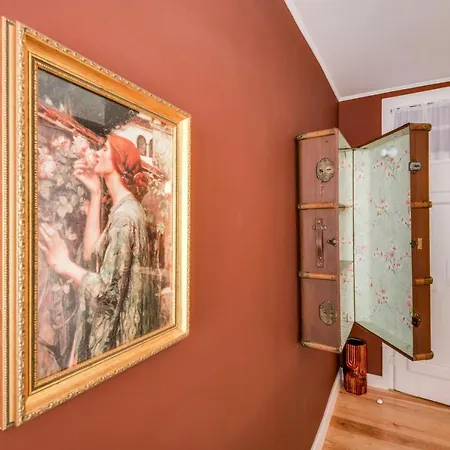 Luxa Charmhouse 4* סינטרה