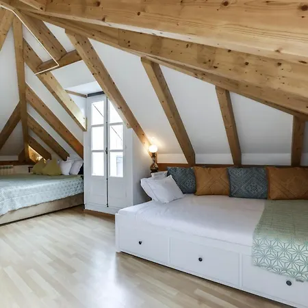 Luxa Charmhouse סינטרה